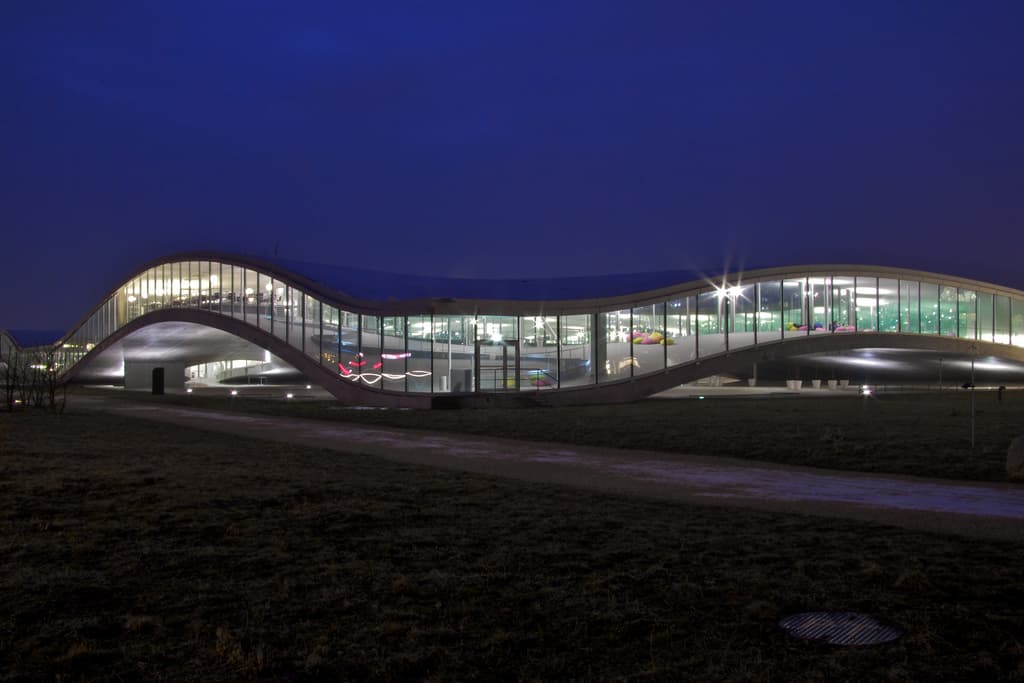 Le Rolex Learning Center a l'EPFL Lausanne, lieu emblematique de la marque